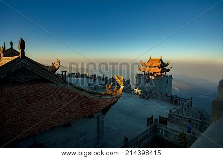 fansipan highest mountain peak of indochina in sapa lao cai northern of vietnam most popular traveling destination