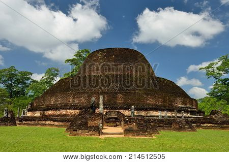 Sri Lanka Polonnaruwa ruin was the second capital of Sri Lanka after the destruction of Polonnaruwa. The photograph is presenting Rankoth Ancient Buddhist Stupa