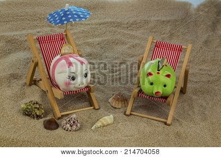 deck chair with piggy bank and euro
