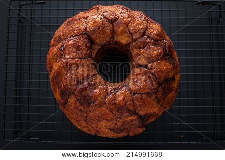 Monkey Bread with Caramel and Cinnamon