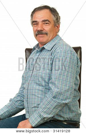Mutlu üst düzey yönetici Man sandalyede