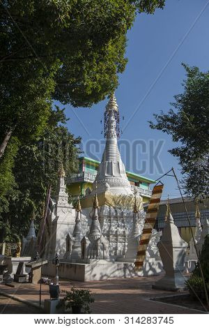 Thailand Phrae Wat Jom Sawan