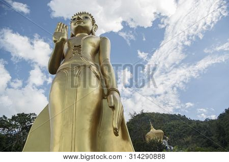 Thailand Phrae Wat Phra That In Khaen Temple