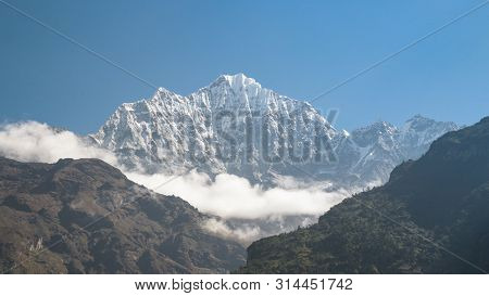 Everest Base Camp Thamserku Mountain View From Lukla To Phakding And Namche Bazaar,nepal