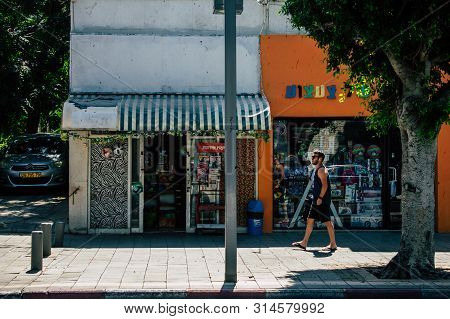 Tel Aviv Israel July 29, 2019 View Of Unknowns Israeli People Walking On Dizengoff Street At Tel Avi
