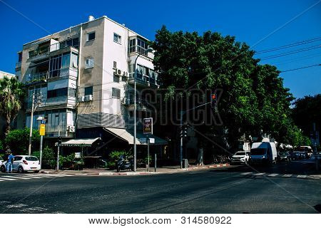 Tel Aviv Israel July 29, 2019 View Of Unknowns Israeli People Walking On Dizengoff Street At Tel Avi