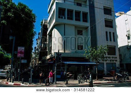 Tel Aviv Israel July 29, 2019 View Of Unknowns Israeli People Walking On Dizengoff Street At Tel Avi