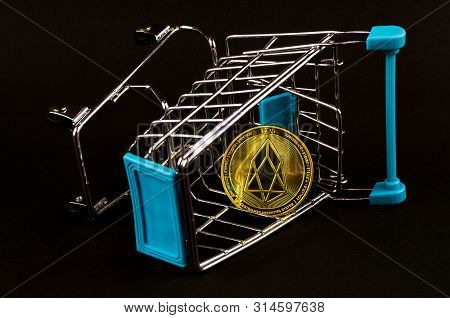 Eosio Eos Is A Modern Way Of Exchange And This Crypto Currency Is A Convenient Means Of Payment In T