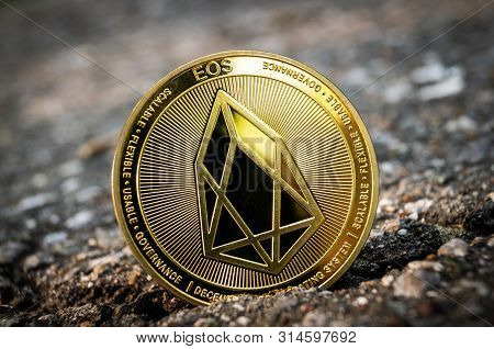 Eosio Eos Is A Modern Way Of Exchange And This Crypto Currency Is A Convenient Means Of Payment In T