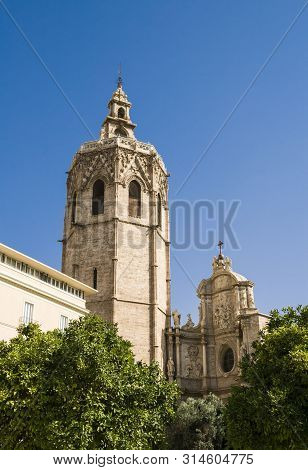Valencia, Spain - 07/21/2019 - El Miguelete - Torre Del Micalet, La Plaza De La Reina, Located In Th