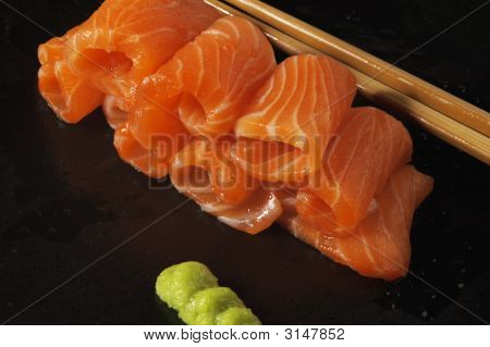 Lososové suši
