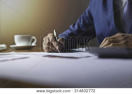 A New Generation Of Businessmen Who Are Working