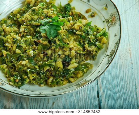 Mirchi Cha Thecha