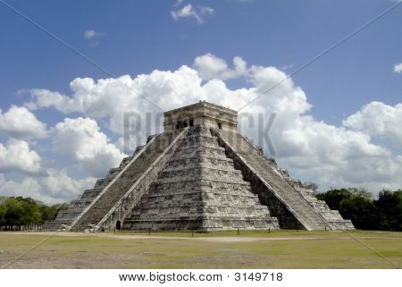 Maya Mexico, Chichen Itza, El Castillo