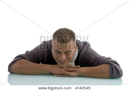lächelnd mann Blick in die Kamera