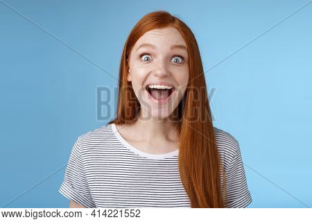 Surprised Pleased Happy Impressed Redhead European Girl 20s Reacting Amused Wide Eyes Look Admiratio
