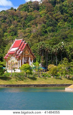 budhist tempio in Thailandia Phuket
