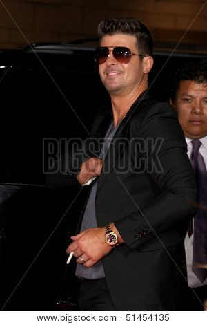 LOS ANGELES - SEP 25:  Robin Thicke at the 