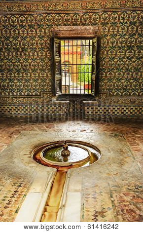 Fountain Pavilion Garden Alcazar Royal Palace Seville Spain