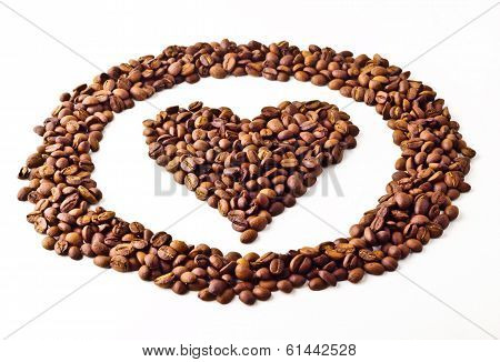 Sight 'Heart' in circle from Coffee beans