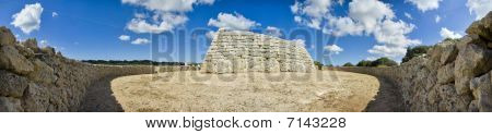 Naveta des Tudons