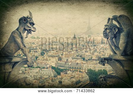 Demons Gargoyle Und Chimera. Notre Dame De Paris