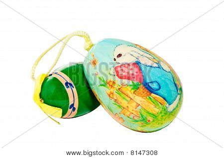 Mão colorida pintado de ovos de Páscoa