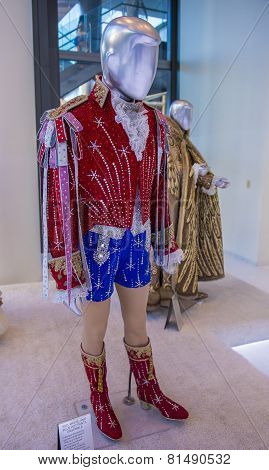 Liberace And The Art Of Costume