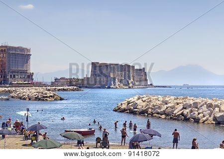 Castel Dell'ovo, A Medieval Fortress In The Bay Of Naples, Italy.
