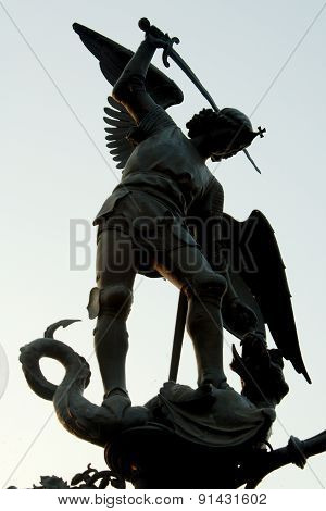 Archengel lamp