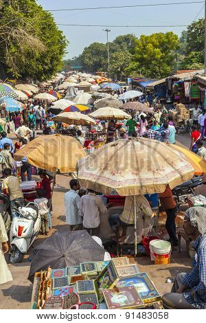 Indian People Bargain And Buy At The Jama Mashid Bazaar