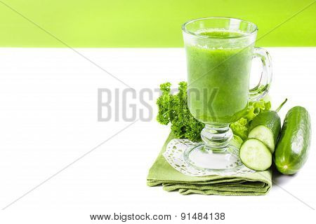 Healthy Green Juice Smoothie