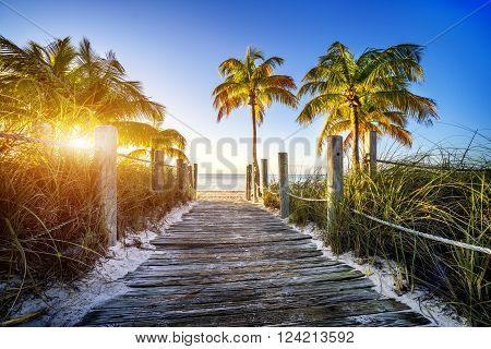 way to the beach in Key West Miami Floride USA