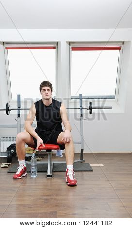 Mies Fitness Harjoitus