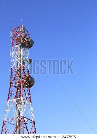 Viestinnän antennin