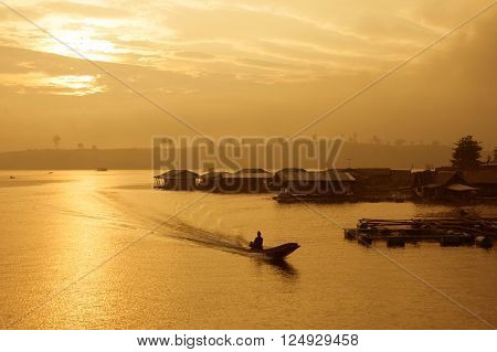 The Atmosphere The Morning At Sangkhla Buri District