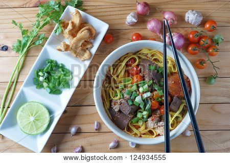 Egg noodles with spicy pork soup Northren thai stlye