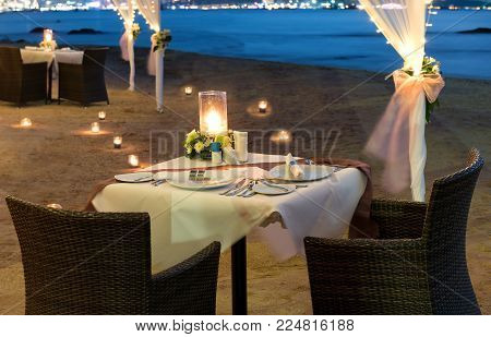Beach Dining Table with Cold Light romantic