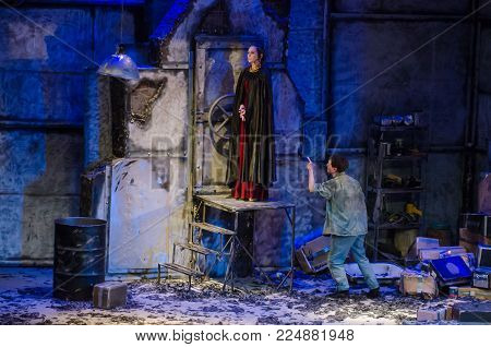 Tragicomedy Forgetting Herostratus