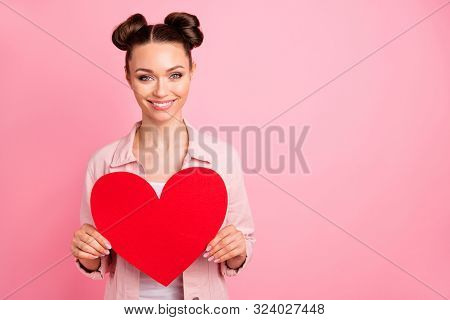 Portrait Of Charming Lady Holding Papercard Heart Smiling Wearing Jacket Isolated Over Pink Backgrou