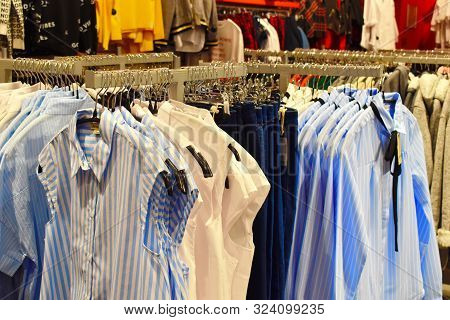 Designer Dresses At A Discount. Black Friday.