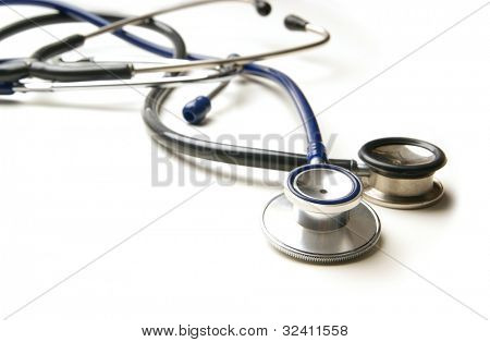 Material médico isolado no branco
