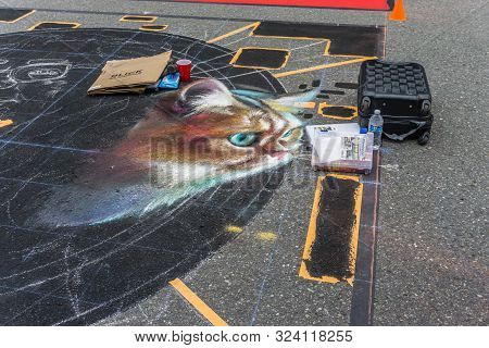 Redmond Wa., Usa  -august 16,  2019: The Firsft Day Of Chalkfest Event. A View Of The Beginnigs Of A