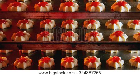 Cookie Making Factory Bakery Fresh Cook Biscuit