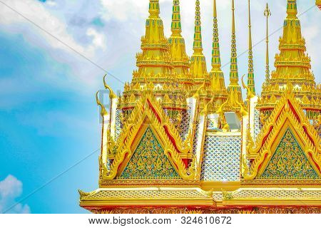 Golden Castle At Wat Thasung Or Wat Chantaram