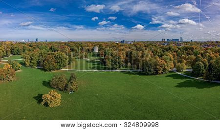 Autumn Colors At The Englischer Garten Of Munich, Beautiful Day In Fall.