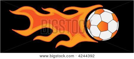 Pallone da calcio In fiamma su un nero