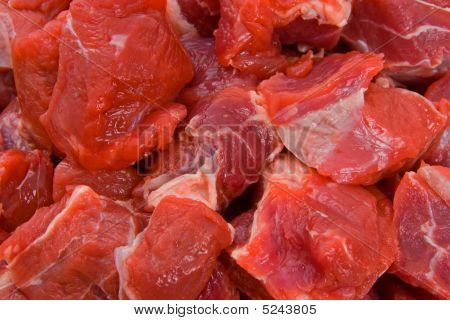 RAW gewürfelte Rindfleisch