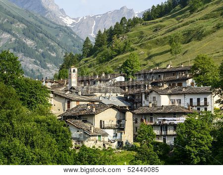 Pontechianale