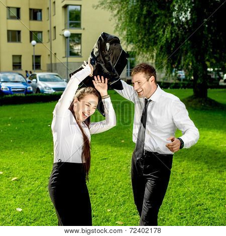 Young business couple outdoor